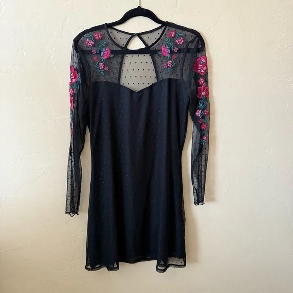 Hollister Black Mesh Floral Dress – Size Large, NWT - Picture 3 of 9